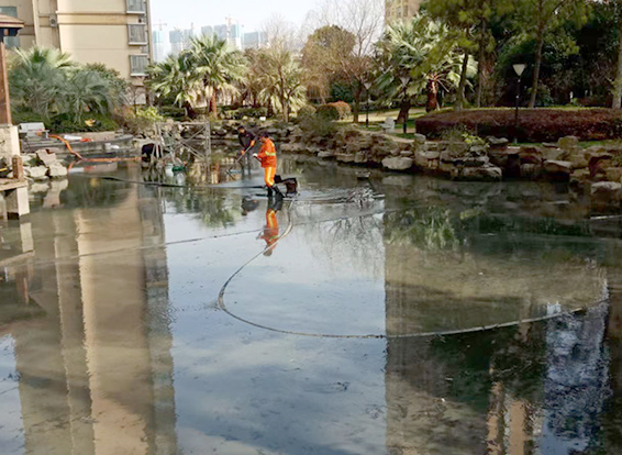 井陉景观池淤泥清理